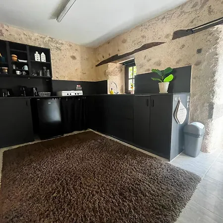 Pour 2 Personnes Avec Piscine En Aveyron Vakantiehuis